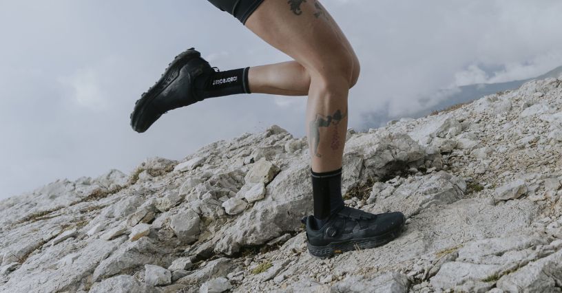 buty-biegowe-altra-time-5-w terenie