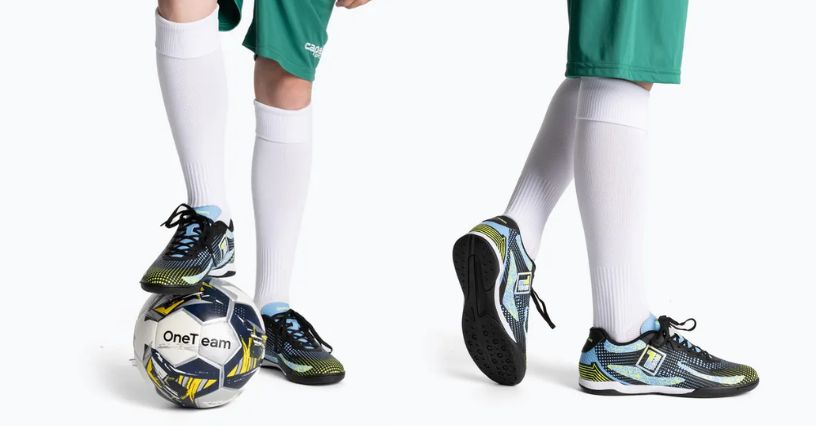 Buty piłkarskie dziecięce OneTeam Robero Teen IC