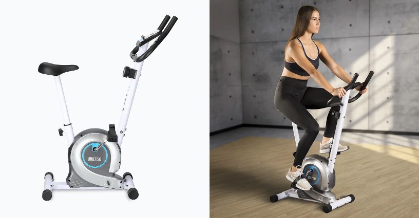 Kobieta w stroju sportowym jadąca na rowerze stacjonarnym HMS M8750 w pokoju