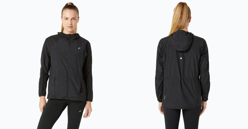 Kobieta w kurtce do biegania ASICS Road Packable