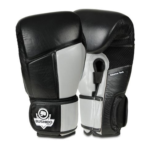 Rękawice bokserskie DBX BUSHIDO Muay Thai ze skóry naturalnej czarne ARB-431sz