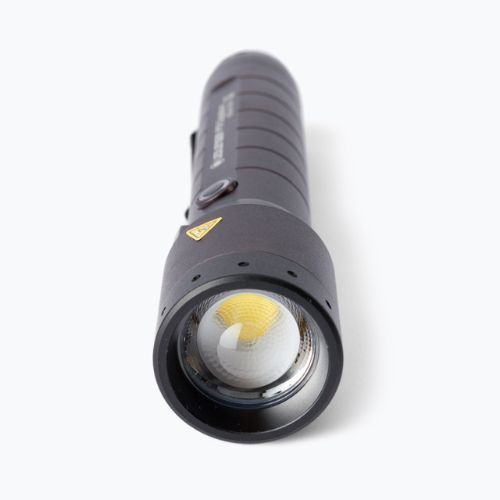 Latarka Ledlenser P7R Signature black