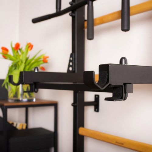 Drążek do podciągania BenchK Pull Up Bar czarny PB3B