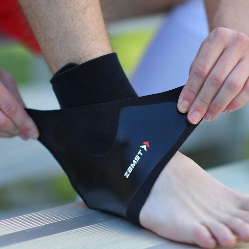 Stabilizator stawu skokowego prawego Zamst Filmista Ankle Right czarny