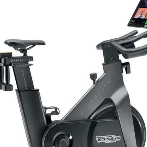 Rower stacjonarny Technogym Bike Live XL + Hantle 2.5 kg