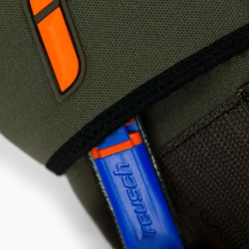 Rękawice bramkarskie Reusch Attrakt Speedbump Ortho-Tec desert green/shocking orange