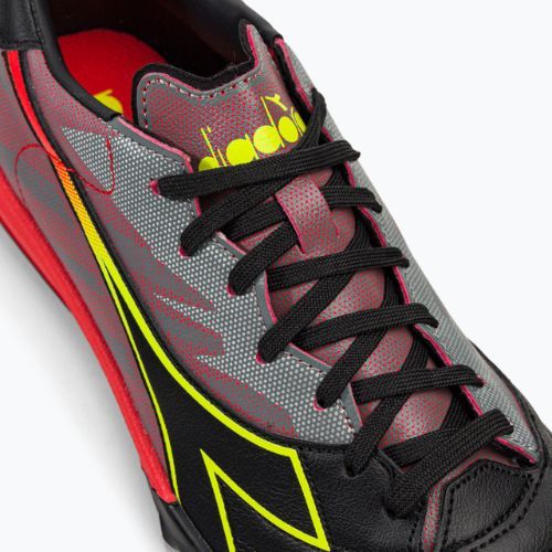 Buty piłkarskie męskie Diadora Brasil Elite Veloce R TFR czarno-czerwone DD-101.179182-D0136-40