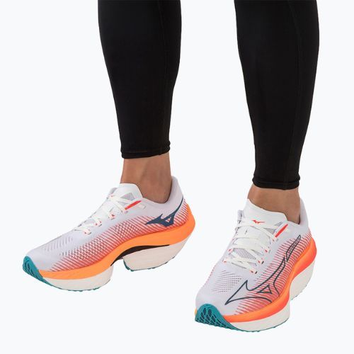 Buty do biegania męskie Mizuno Wave Rebellion Pro biało-pomarańczowe J1GC231701