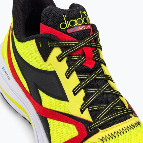 Buty do biegania męskie Diadora Mythos Blushield 8 Vortice żółte DD-101.179087-D0273