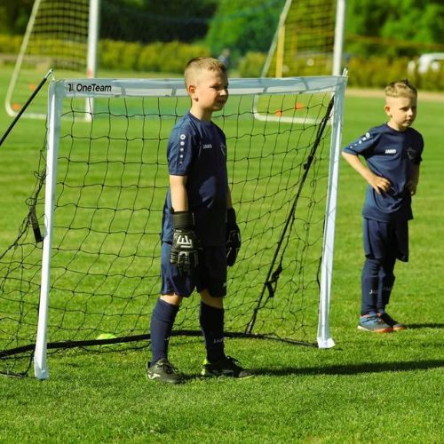 Bramka do piłki nożnej OneTeam Flex OT-SNG1812 180 x 120 cm biały/czarny