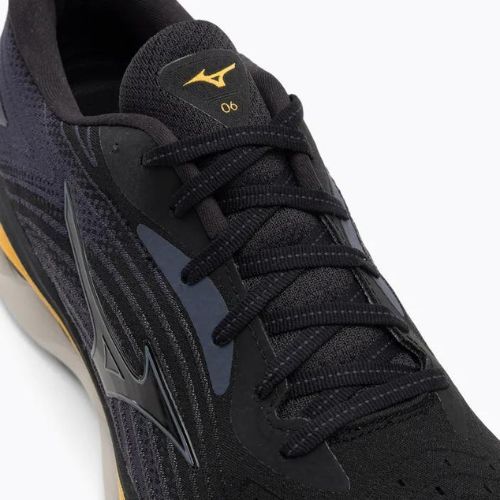 Buty do biegania męskie Mizuno Wave Sky 6 black/tradewinds/gold fusion