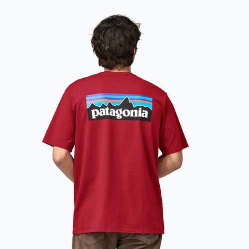 Koszulka trekkingowa męska Patagonia P-6 Logo Responsibili-Tee touring red