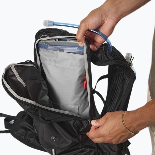 Plecak do biegania Salomon Cross 8 l black