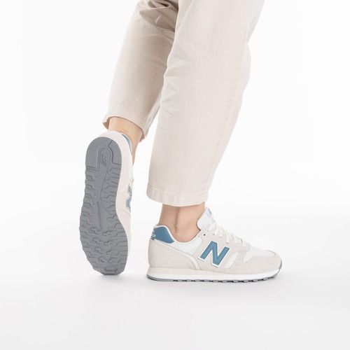 Buty damskie New Balance 373's V2 moonbeam/blue