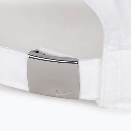 Czapka z daszkiem Nike Dri-Fit Club Unstructured Metal Swoosh white/metallic silver