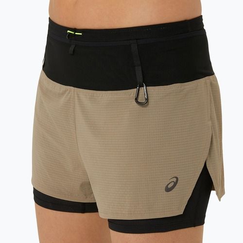 Spodenki do biegania damskie ASICS Fujitrail 2-N-1 pepper/performance black