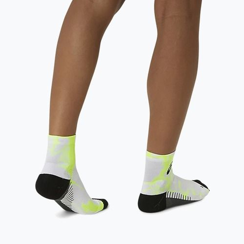 Skarpety ASICS Performance Run Quarter safety yellow