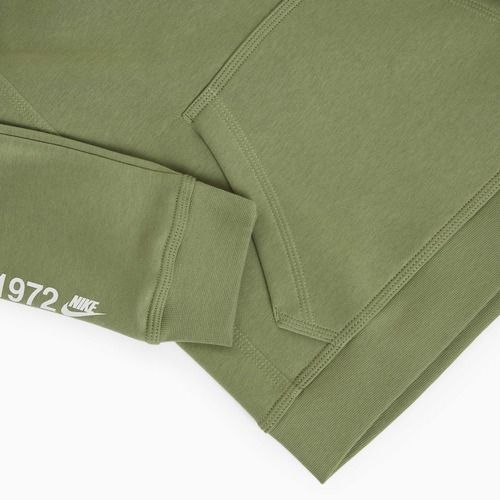 Bluza dziecięca Nike Sportswear Standard Issue oil green