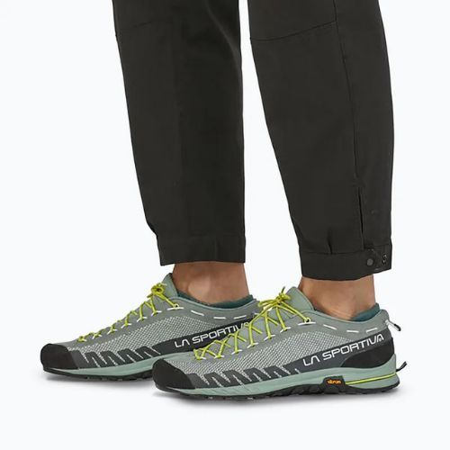 Spodnie damskie Patagonia Caliza Rock Regular black