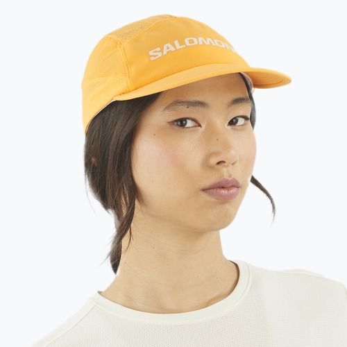 Czapka z daszkiem Salomon Sense Aero warm apricot