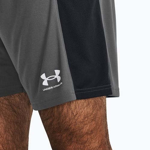 Spodenki piłkarskie męskie Under Armour Challenger castlerock/white