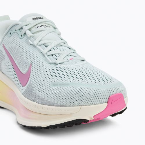 Buty do biegania damskie Nike Vomero 18 barely grey/pale ivory/cannon/playful pink