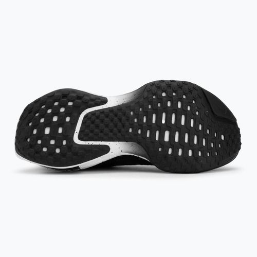 Buty do biegania męskie Nike Invincible 3 black/white