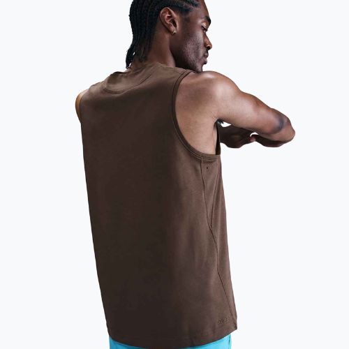 Koszulka męska Nike Primary Dri-Fit Versatile baroque brown/baroque brown