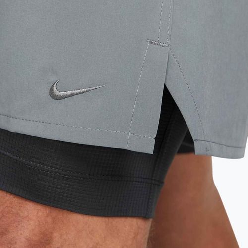 Spodenki męskie Nike Unlimited 2in1 Dri-Fit 7" smoke grey/dark smoke grey/smoke grey