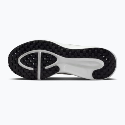 Buty do biegania męskie Nike Revolution 8 cargo khaki/spruce aura/spruce fog/sail