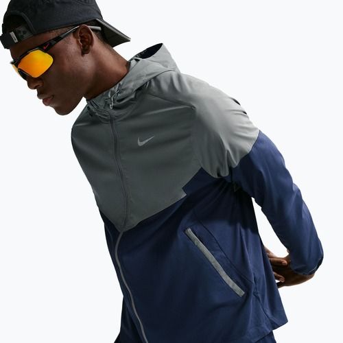 Kurtka do biegania męska Nike Impossibly Light Windrunner smoke grey/smoke grey/midnight navy