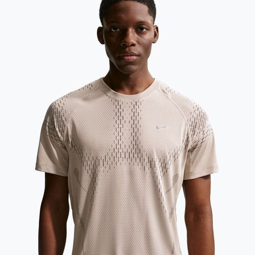 Koszulka do biegania męska Nike Stride Dri-Fit ADV cream li/mink brown