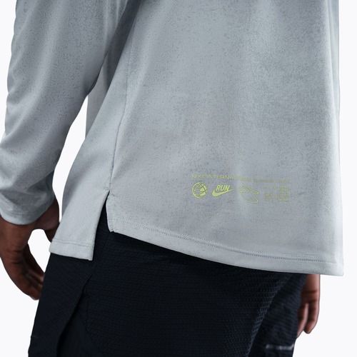 Longsleeve do biegania męski Nike Stride Dri-Fit ADV light smoke grey