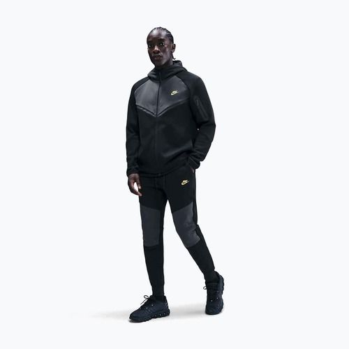 Spodnie męskie Nike Tech Joggers black/dark smoke grey/metallic gold