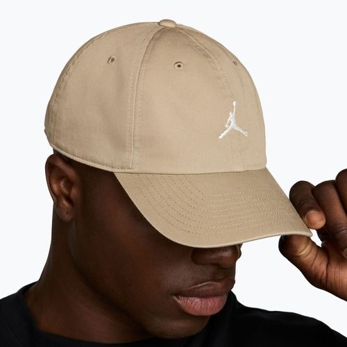 Czapka z daszkiem Nike Jordan Club Unstructured Curved-Bill khaki/sail