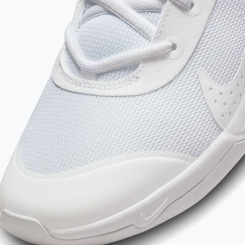 Buty Nike Omni Multi-Court white/pure platinum/white
