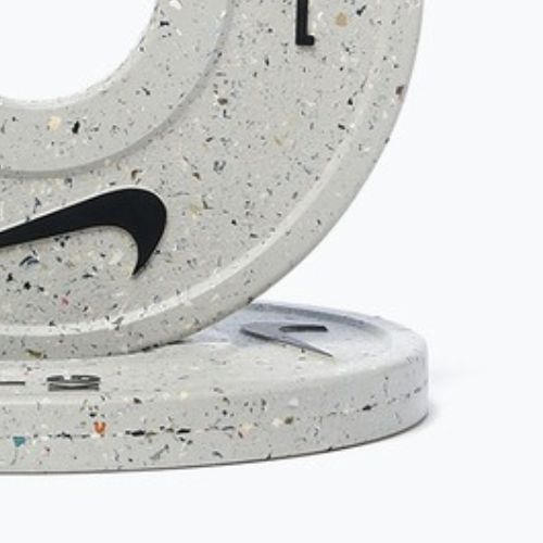 Obciążenie Nike Strength Grind Change Plates 2 x 1 kg wolf grey