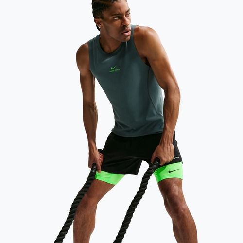 Spodenki treningowe męskie Nike Pro Dri-Fit Fitness Long green strike/black