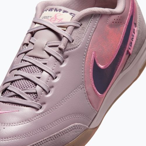 Buty piłkarskie męskie Nike Tiempo Streetgato PRM IC light violet ore/gum dark brown/peony
