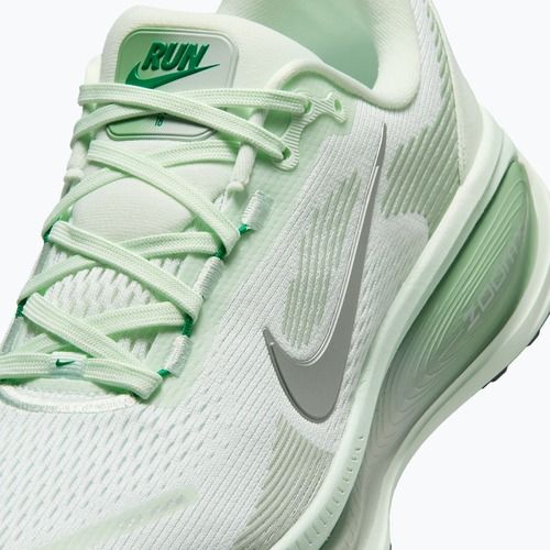 Buty do biegania damskie Nike Vomero 18 barely green/steam/metallic silver