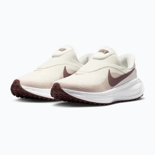 Buty do biegania damskie Nike Revolution 8 EasyOn phantom/white/silt red/tattoo