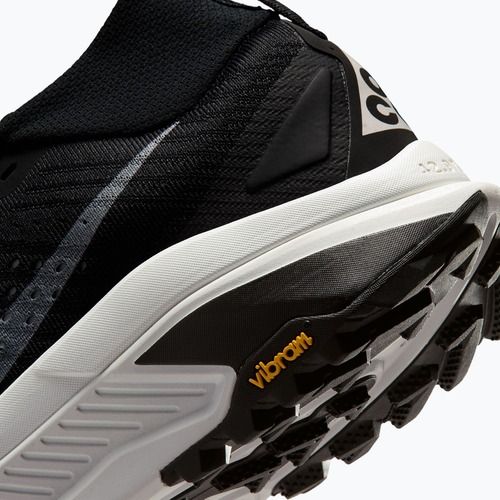 Buty do biegania męskie Nike ACG Zegama black/safety orange/summit white