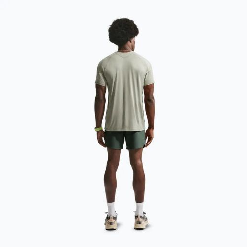 Koszulka do biegania męska Nike Stride Dri-Fit ADV spruce fog/light army