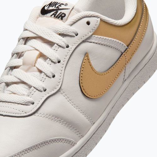 Buty damskie Nike Air Jordan Skyline Low swan/black/metallic gold