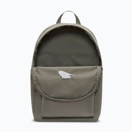 Plecak miejski Nike Heritage 23 l light army/white