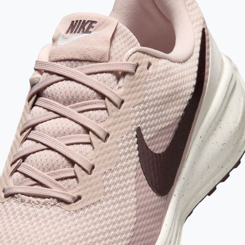 Buty do biegania damskie Nike Revolution 8 SE silt red/white-particle rose-tattoo