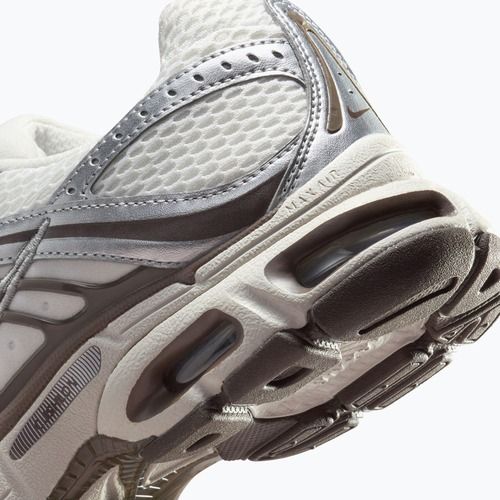 Buty damskie Nike Air Max Moto 2K phantom/metallic silver/baroque brown