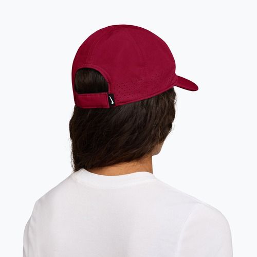Czapka z daszkiem Nike Dri-Fit ADV Club team red/pale ivory