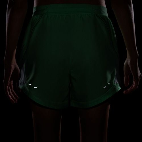 Spodenki do biegania damskie Nike Tempo Dri-Fit Unlined illusion green/barely green/green spark