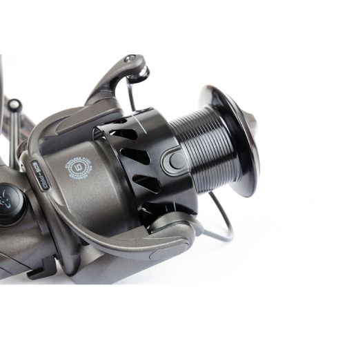 Kołowrotek karpiowy Fox International EOS 10 K Pro black